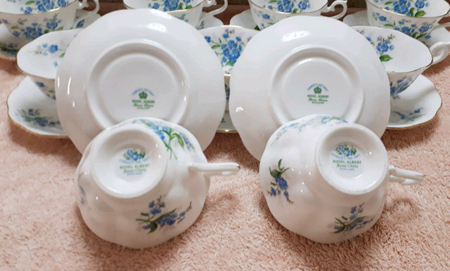 Royal Albert Forget Me Nots Cup  and Saucers. Nine Sets. in Arts & Collectibles in Leamington - Image 3