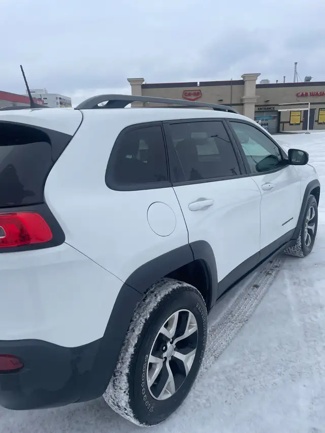 jeep cherokee trailhawk64722631905155120