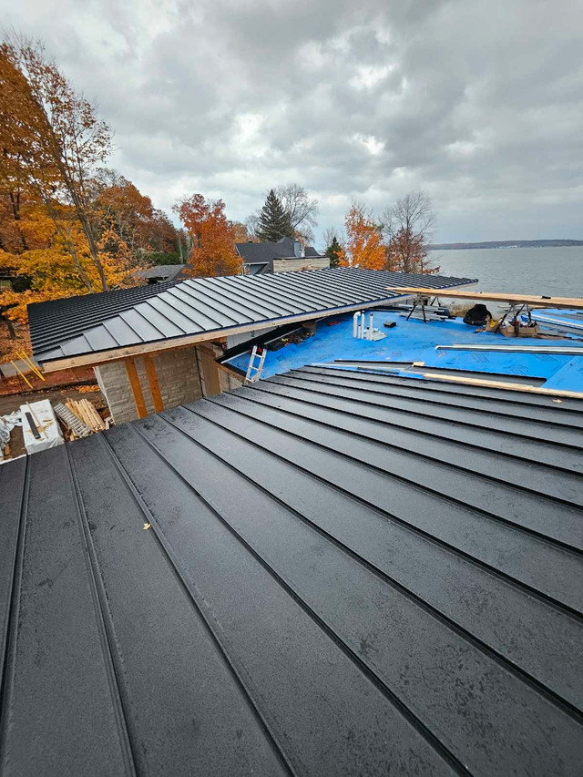 Roofing Helper Needed – $30/hr – Make $7,200/Month in Construction & Trades in Muskoka