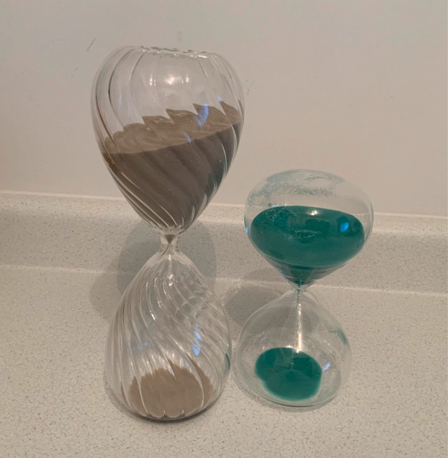 2 HOURGLASS Sand Timer - SANDGLASS in Arts & Collectibles in Belleville - Image 2