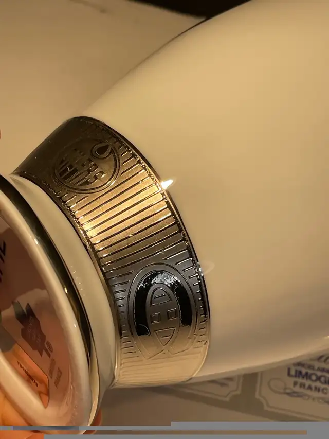 Sterling silver plated on porcelain flower vase in Arts & Collectibles in City of Toronto - Image 3