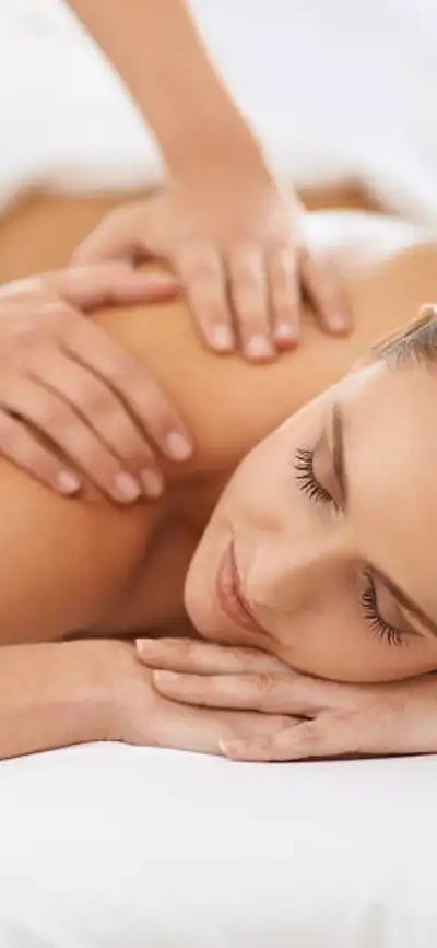 Relaxing your body Reflexology Deep tissue Relaxing massage Swedish in ville st Laurent insurance re...