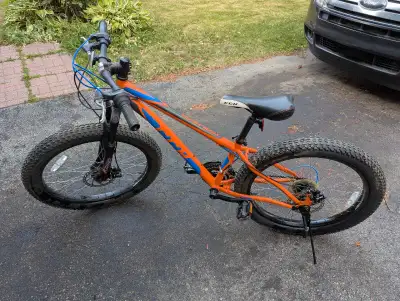 CCM Trailhead Youth Bike 24in, View more