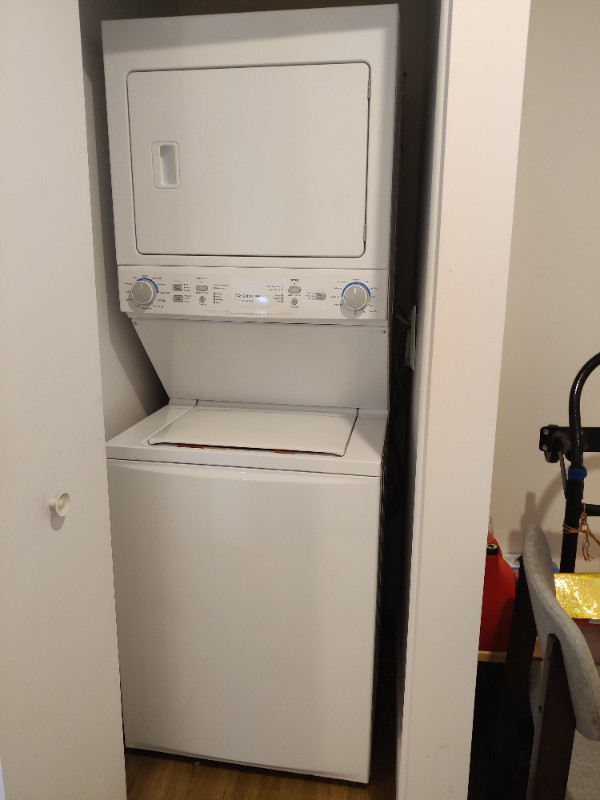 refrigerator stove washer and dryer combo dans Laveuses et sécheuses  à Ouest de l’Île - Image 2