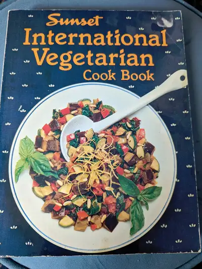 Sunset International Vegetarian cook book, 1983, softcover., View more