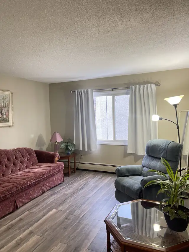 1 and 2 BD Apartments (5 minutes walking to NAIT
