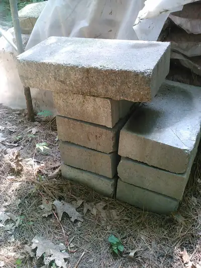 Retainer wall blocks, 8 pcs 18 x 9 x 4, rough face edge., View more