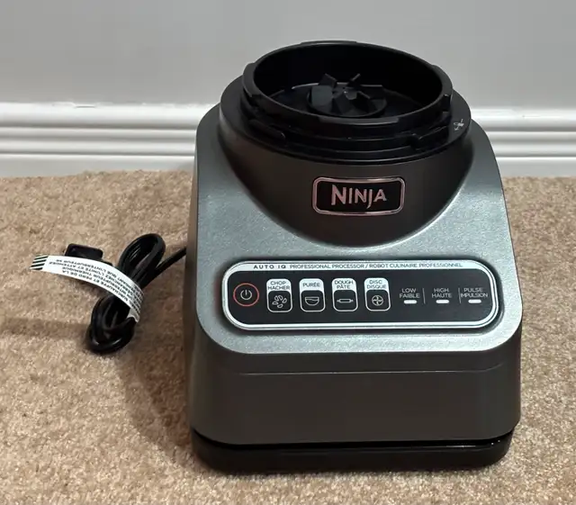 Ninja food processor BN600C auto IQ and all attachments62854395953025122