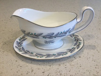 Minton Elizabethan Oak Grey Bone China Gravy Boat and Stand