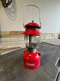 Vintage Coleman 1970s Lantern