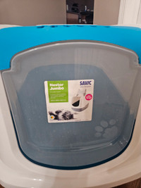 Litter box with lid