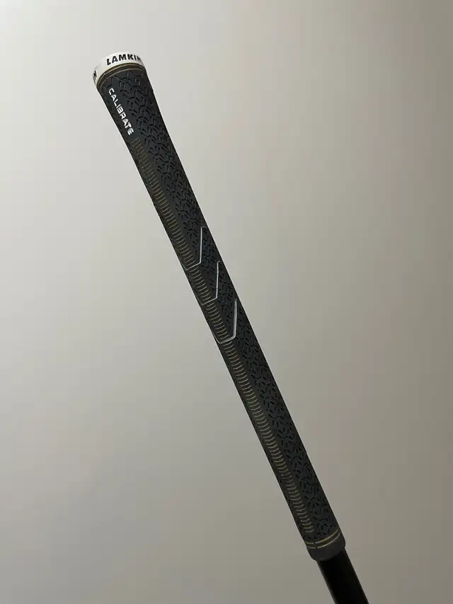 Taylormade Stealth Gloire Fairway Driver (RH, Regular Flex, 10.5 in Golf in Oakville / Halton Region - Image 6