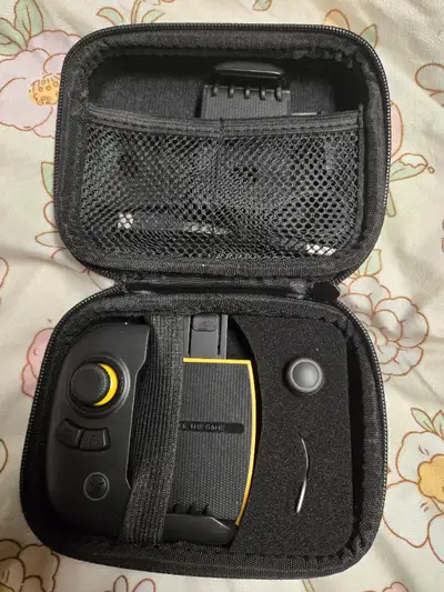 JoYtron Flydigi New Wasp One-Handed Smartphone Gamepad, View more