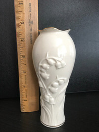 Vintage Lenox Porcelain Single Bud Ivory Vase