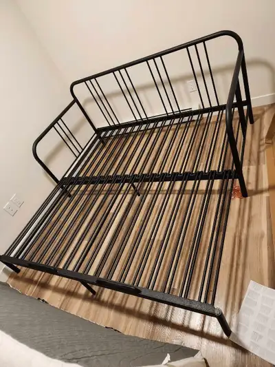 We assemble them all Ikea, canadian tire, Walmart, eq3, etc Message for more. Moving Garbage dump De...