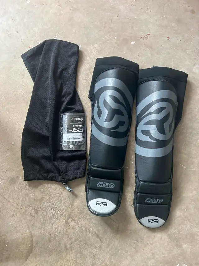 Reevo shin guards MMA Black in Health & Special Needs in Charlottetown - Image 3