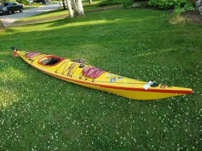 Single kayak Seaward fibreglass. Seaward is a Canadian Company based in BC. High internal volume boa...