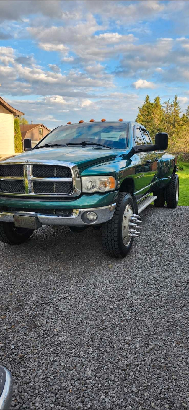 2003 Dodge ram 3500 4x4 automatic  in Cars & Trucks in Ottawa - Image 3