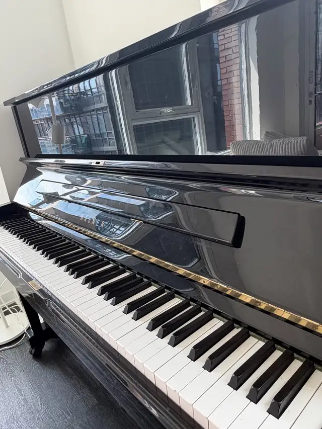 Upright Wagner Piano in Pianos & Keyboards in City of Toronto - Image 3