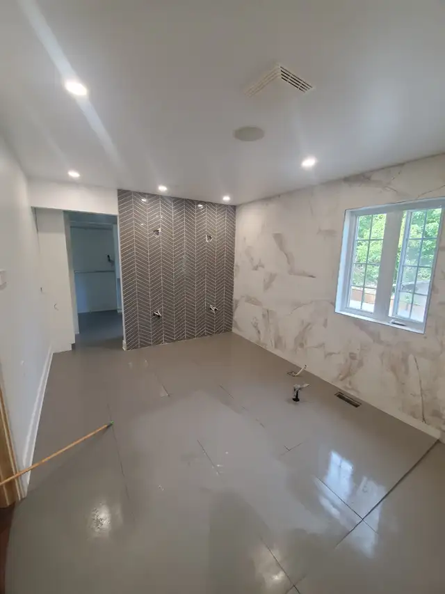 Renovation Entrepreneur557469192170383362