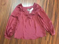 NWT women’s Reitmans Rock & Shine burgundy blouse - size small