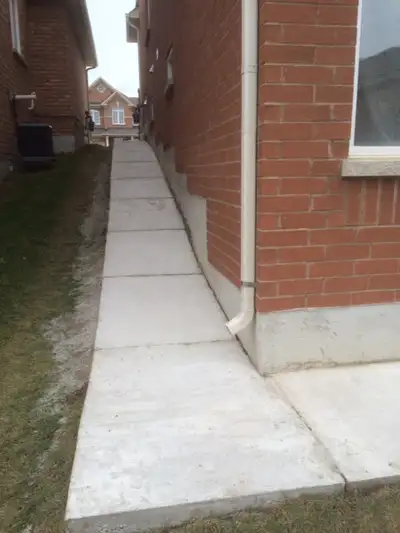 Basement for rent in Newmarket. Near elementary school, superstore, upper canada mall, and many othe...