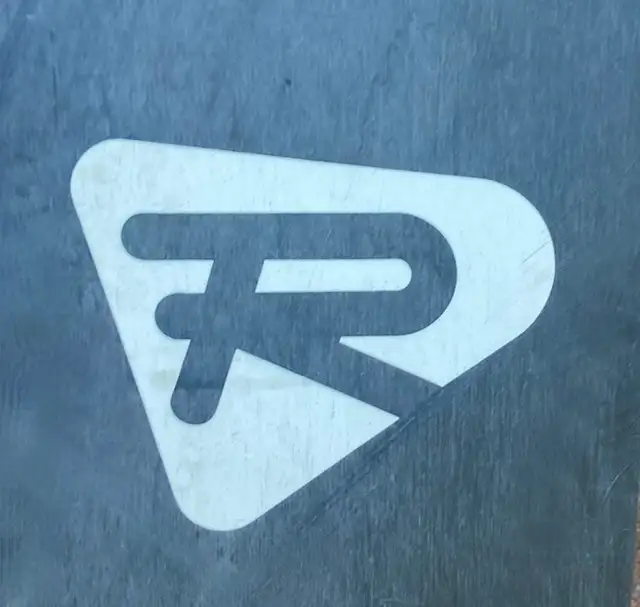 •ROSSIGNOL • Jr ROC T• 126 cm in Snowboard in Calgary - Image 4