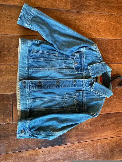 Perfect for spring -Gap jean jacket - 5t, View more