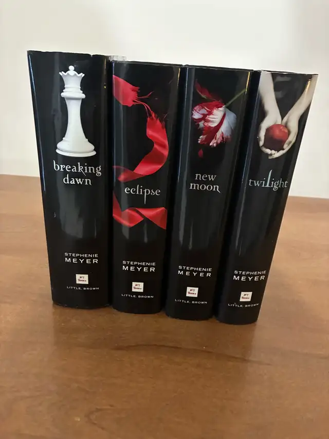 Twilight Saga Hardcover Set (1st Edition) in Fiction in St. Catharines - Image 2