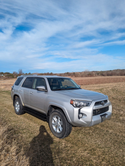 *Reduced!* MINT 2014 4RUNNER SR5 149kms SILVER GREAT CONDITION