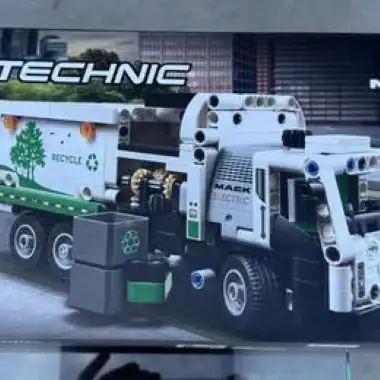 Lego - 42167 Mack LR Electric Garbage Truck - NIB, View more
