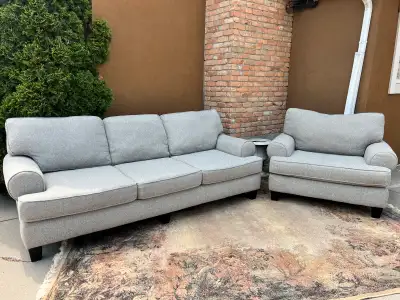 Like new condition Beautiful Fabric