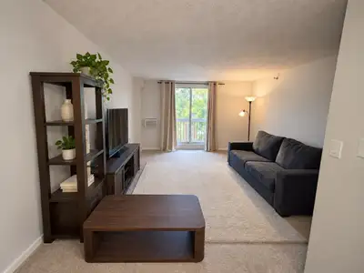 Looking for a comfortable, modern, and move-in-ready home? This recently renovated 1-bedroom apartme...