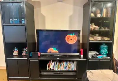 Entertainment unit/TV stand, View more