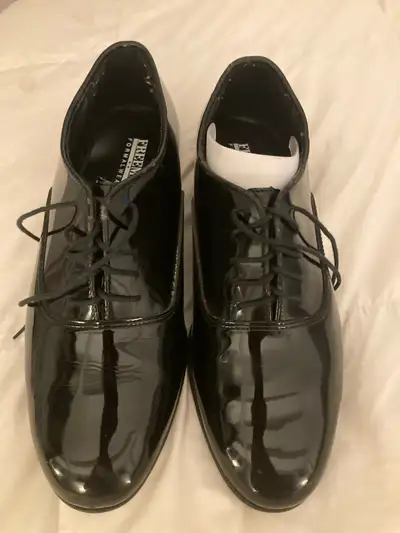 Freeman Formalwear 9M, View more