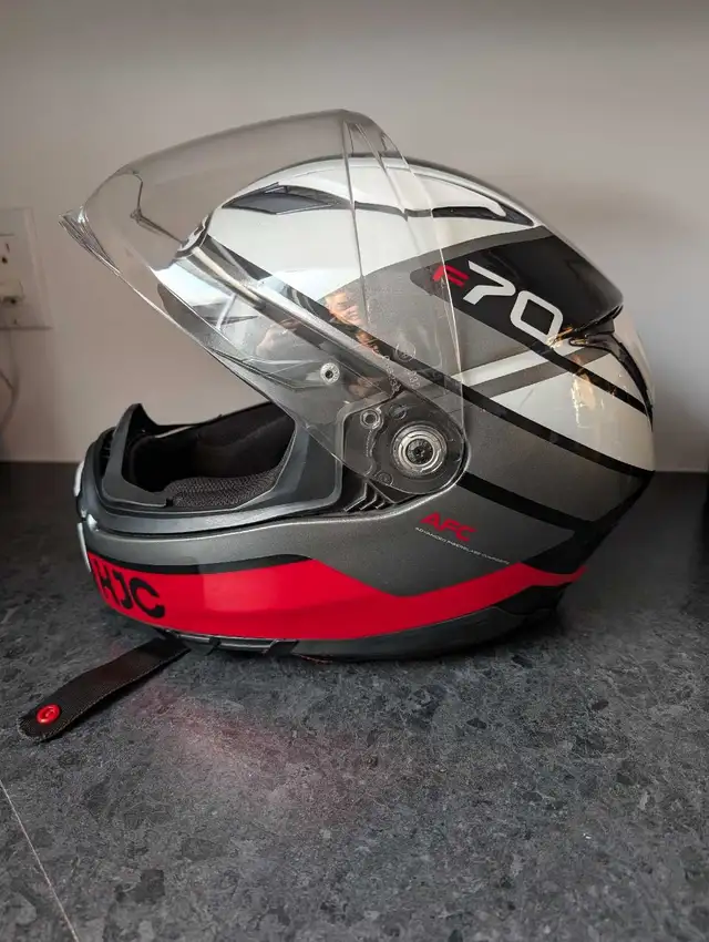 HJC RPHA 70 Helmet in Motorcycle Parts & Accessories in Laval / North Shore - Image 5