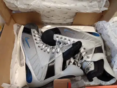 Nike Quest V4 Tuuk Custom+ Ice Hockey Skates Size US 10D, View more