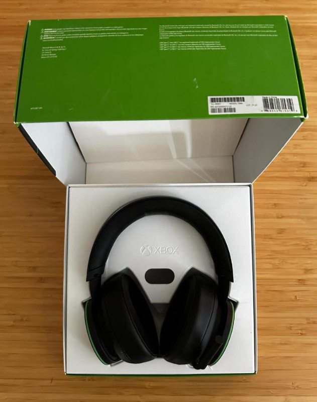 Xbox Wireless Headset in XBOX One in City of Toronto - Image 2