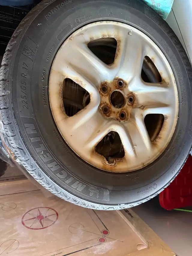 MICHELIN TIRES 225/65R/17 w/rim*****  in Tires & Rims in Oshawa / Durham Region - Image 2