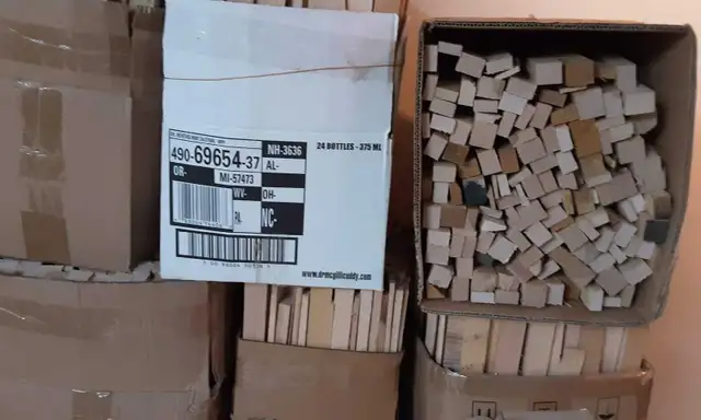 bois d'allumage in Fireplace & Firewood in Laval / North Shore - Image 3
