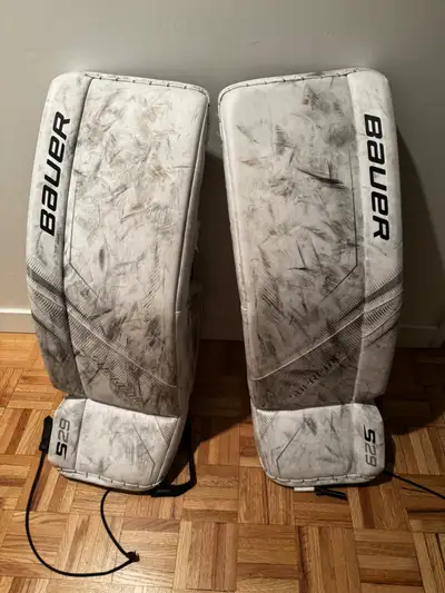 Senior Medium Bauer S29 Goalie Pads, View more