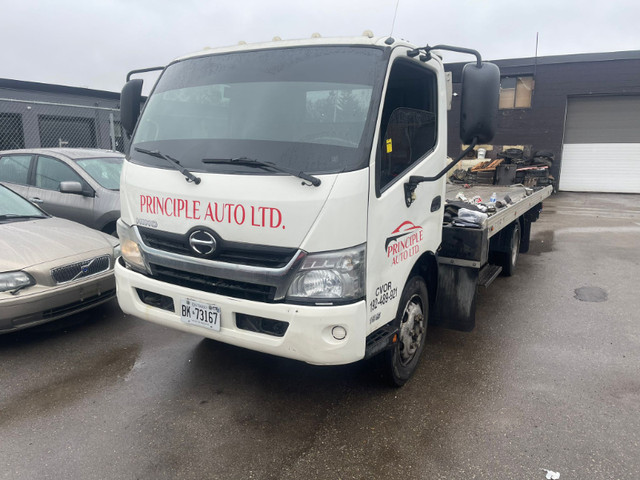 2015 Hino 195 Tow Truck with Flat Bed in Cars & Trucks in City of Toronto