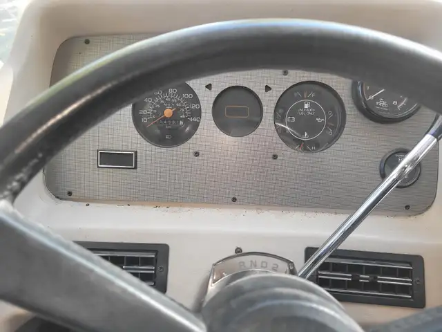 1990 mallard 29 ft class A motorhome in RVs & Motorhomes in Calgary - Image 3