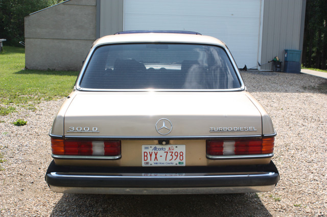 Beautiful 1984 Mercedes Benz Turbo Diesel in Cars & Trucks in Strathcona County - Image 4