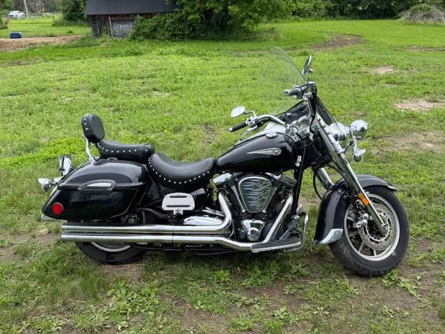 Yamaha Road Star Special Edition in Street, Cruisers & Choppers in Ottawa - Image 2
