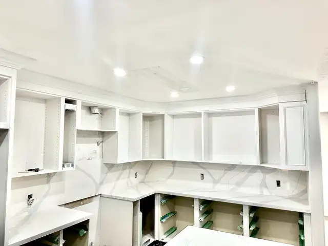 kitchen Quartz Countertops and backsplash 63406571463811122