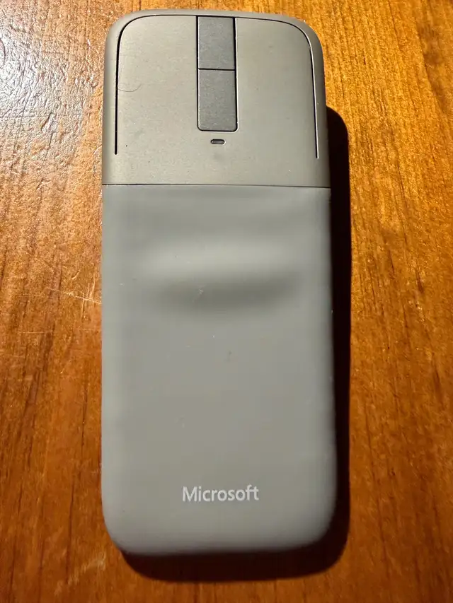 Microsoft Arc Touch Bluetooth Mouse526670167425699845