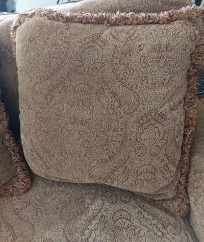 Loveseat, Like New, View more