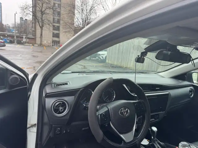 2018 Toyota Corolla LE (Upgraded Version)565626310744483847
