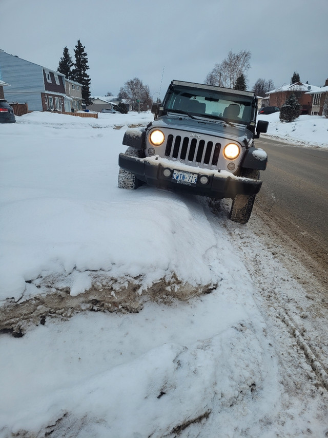selling jeep wrangler grey 2017 80km Cars & Trucks Timmins Kijiji